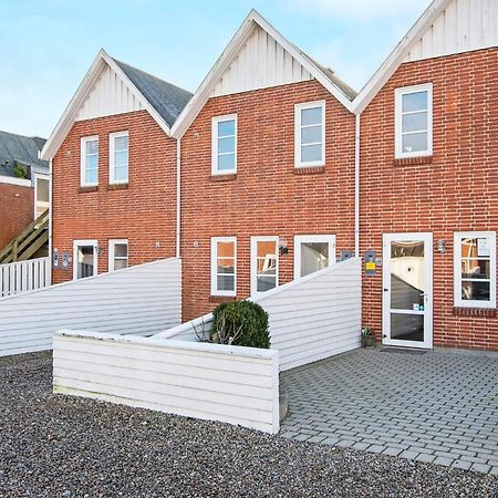 8 Person Holiday Home In R M Sønderby Exteriör bild